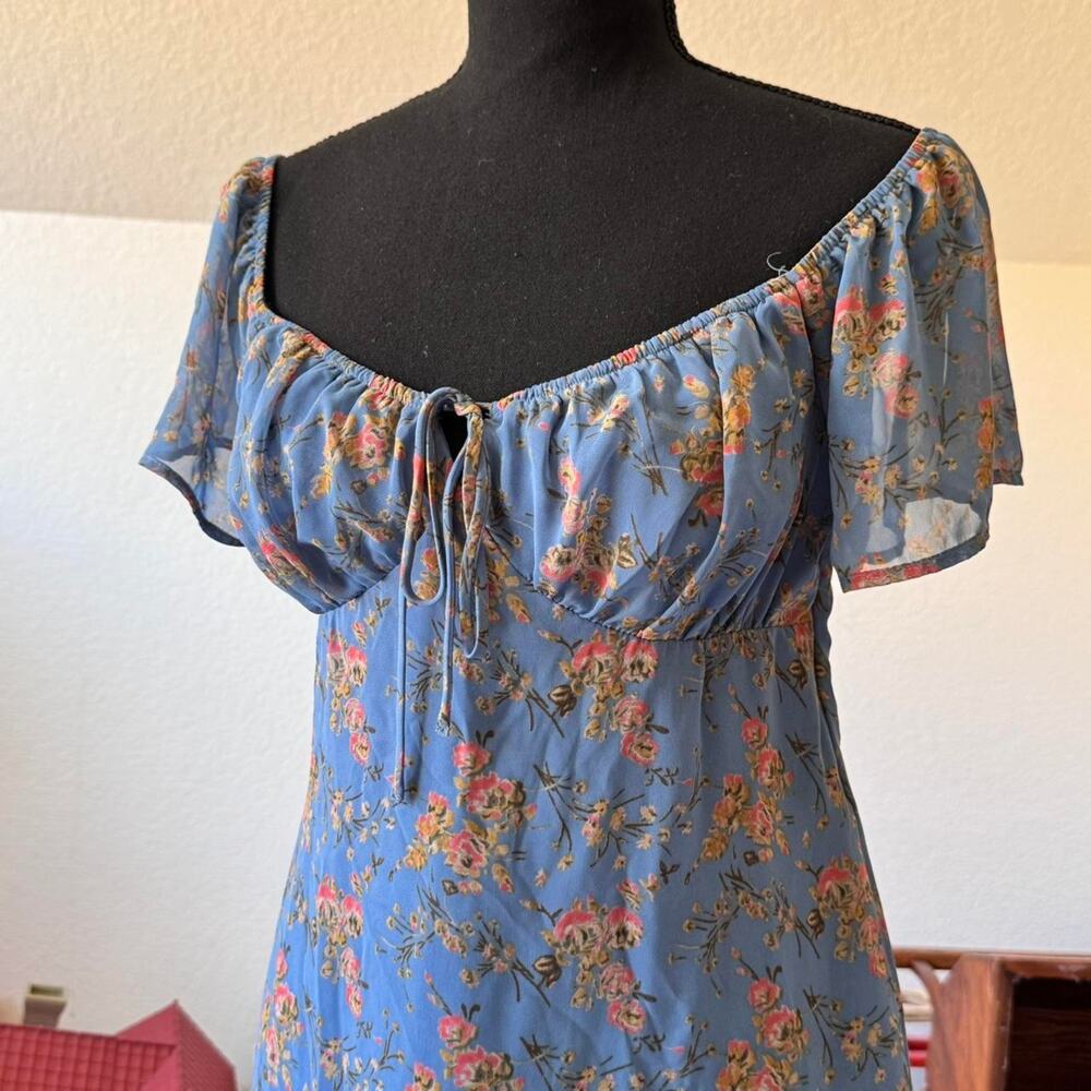 Lush Blue ditsy floral babydoll dress sz M milkmaid chiffon cottage romantic
